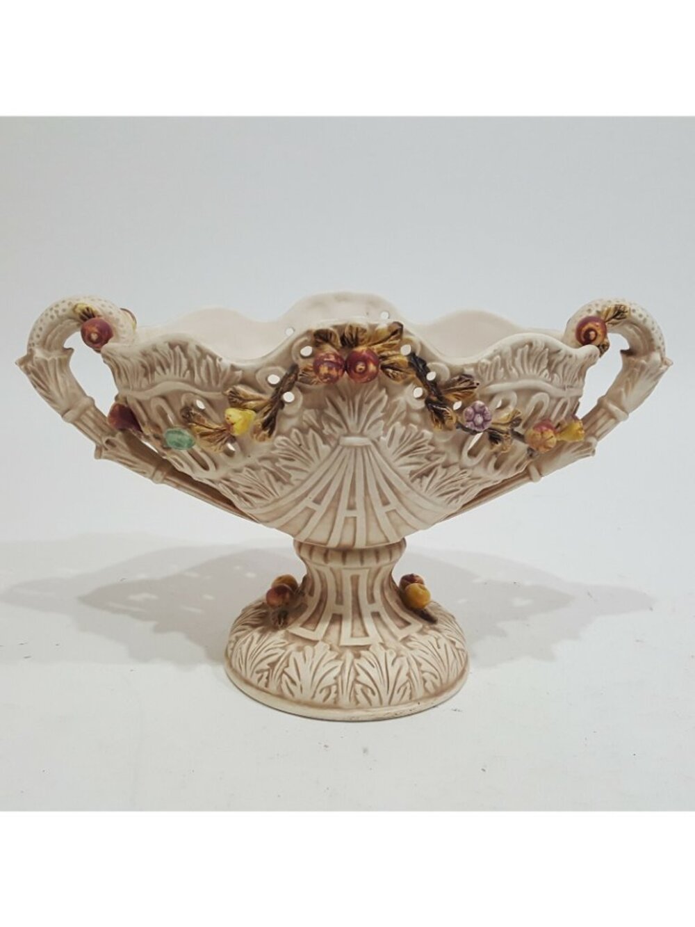 Lenwile Ardalt Porcelain Bowl #30741 White Floral Berries Cream French Country - Picture 8 of 12